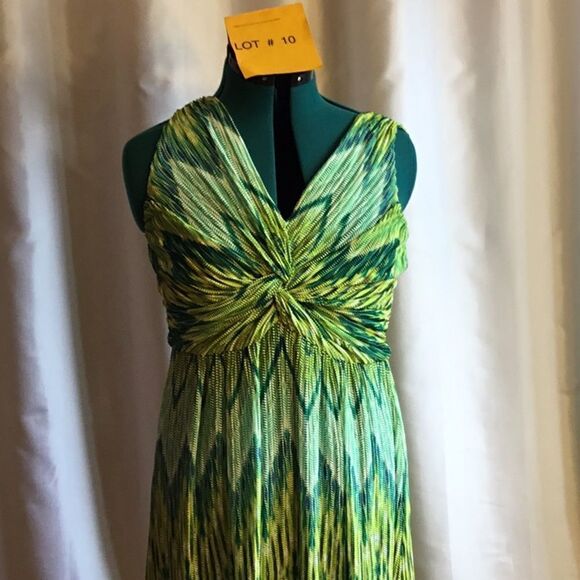 CHICOS sleeveless dress in size one 8 to 10 - Picture 4 of 16